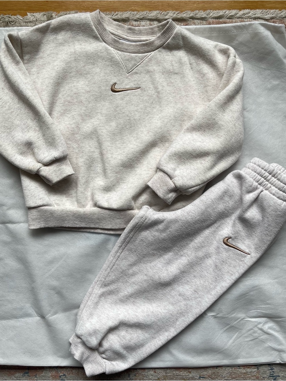Nike Kids Cream/Oatmeal Sweatshirt & Joggers Set